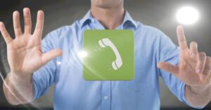 Descubra como o VoIP para WhatsApp pode transformar a comunicação empresarial, integrando canais, reduzindo custos e melhorando o atendimento ao cliente.